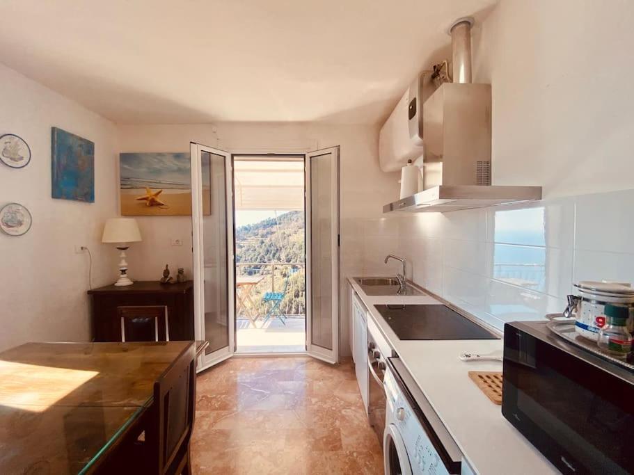 Villa La Finestra Sul Mare A Drignana Vernazza Exterior foto